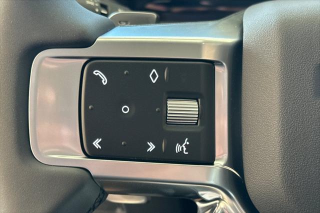 2026 Land Rover Discovery Dynamic SE