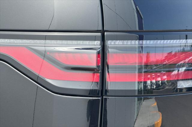 2026 Land Rover Discovery Dynamic SE