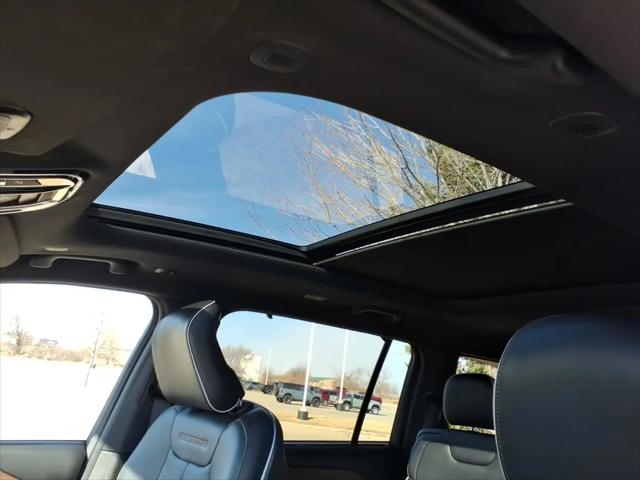 2022 Jeep Grand Cherokee L Summit 4x4