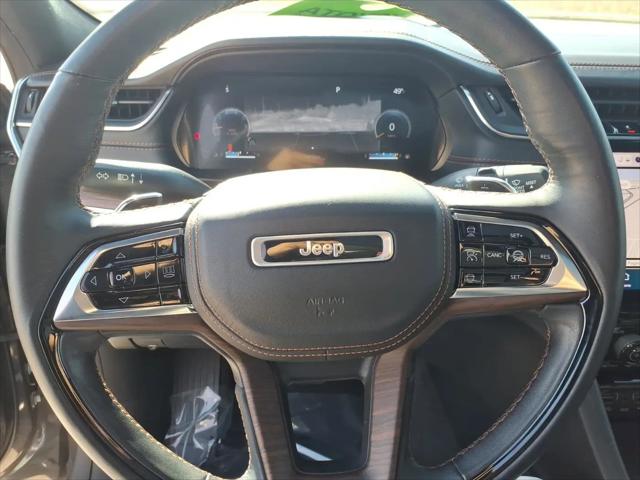 2022 Jeep Grand Cherokee L Summit 4x4