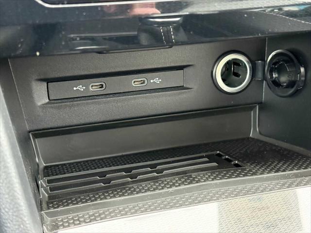 2026 Volkswagen Taos SEL