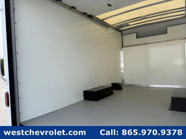 2025 Chevrolet Express Cutaway Work Van