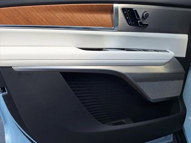 2026 Cadillac iQ Sport