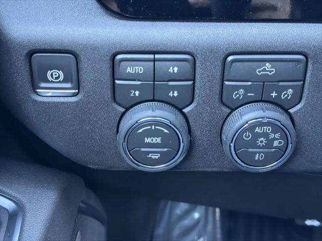 2026 Chevrolet Silverado 1500 4WD Crew Cab Short Bed RST