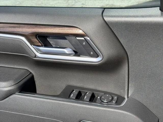 2026 Chevrolet Silverado 1500 4WD Crew Cab Short Bed RST
