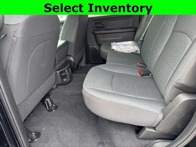 2026 Ram 2500 Black Express Crew Cab 4x4 6'4" Box