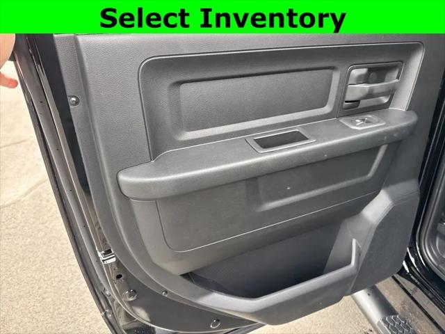 2026 Ram 2500 Black Express Crew Cab 4x4 6'4" Box