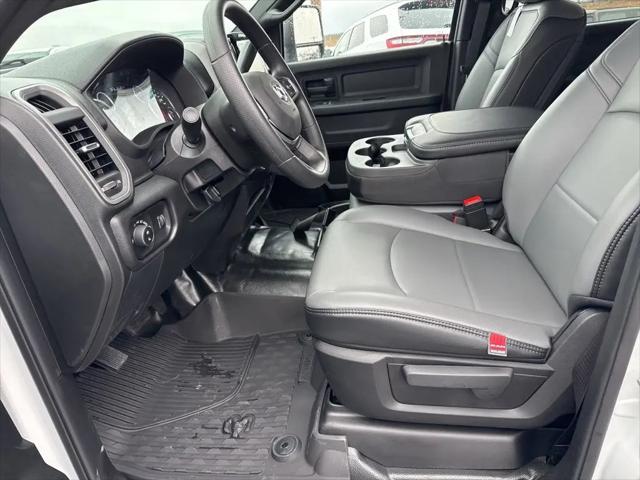 2026 Ram 3500 Tradesman Crew Cab 4x4 8 Box