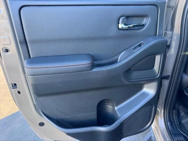 2023 Nissan Frontier Crew Cab PRO-4X 4x4