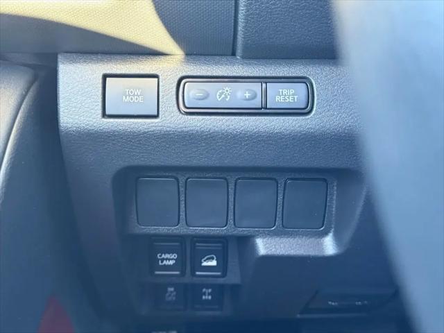 2023 Nissan Frontier Crew Cab PRO-4X 4x4