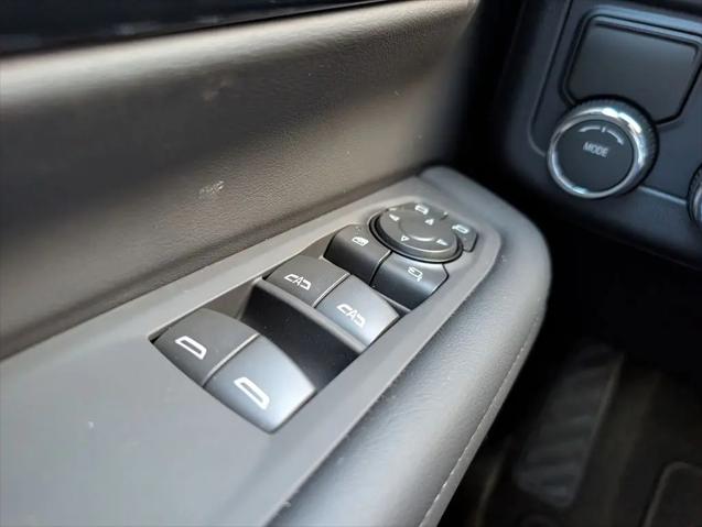 2026 Chevrolet Suburban LT, RWD