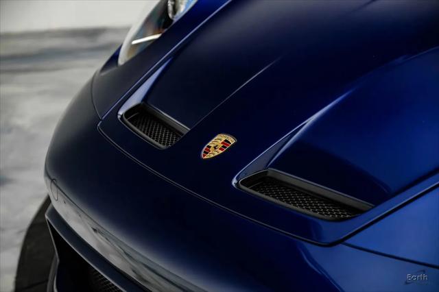 2022 Porsche 911 GT3 w/Touring Package