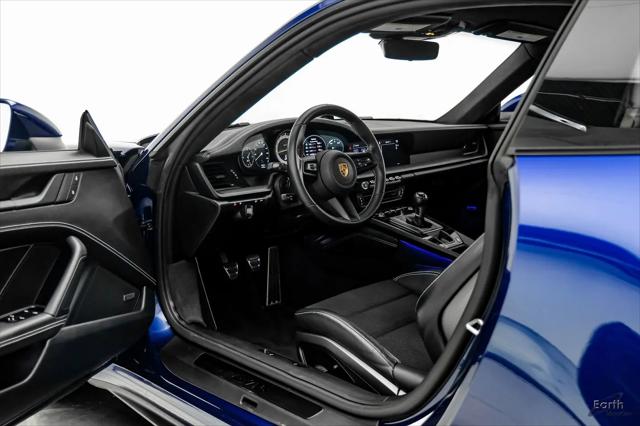 2022 Porsche 911 GT3 w/Touring Package