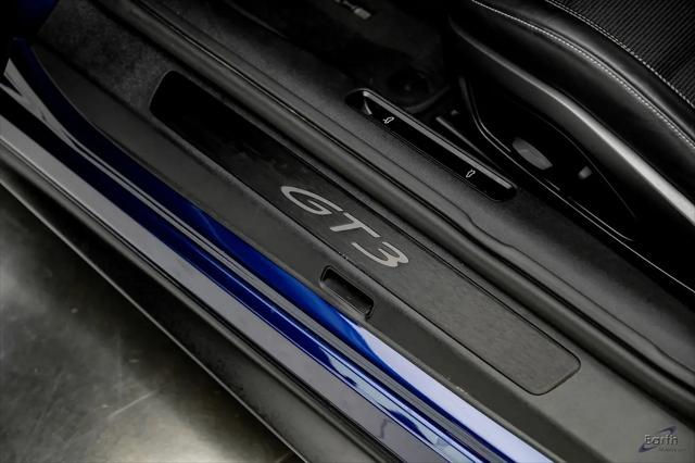 2022 Porsche 911 GT3 w/Touring Package