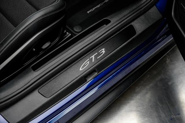 2022 Porsche 911 GT3 w/Touring Package