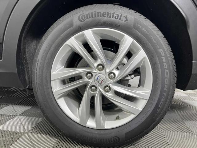 2026 Buick NV Preferred FWD