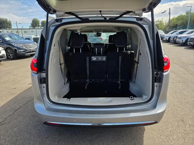 2021 Chrysler Pacifica Touring L