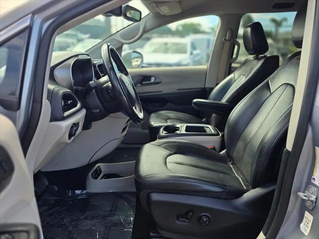 2021 Chrysler Pacifica Touring L