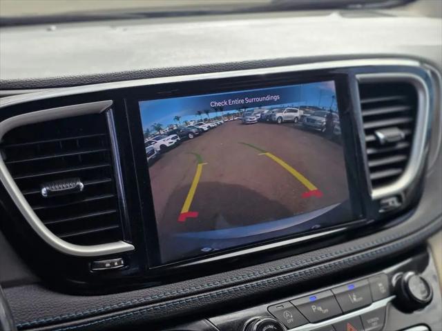 2021 Chrysler Pacifica Touring L