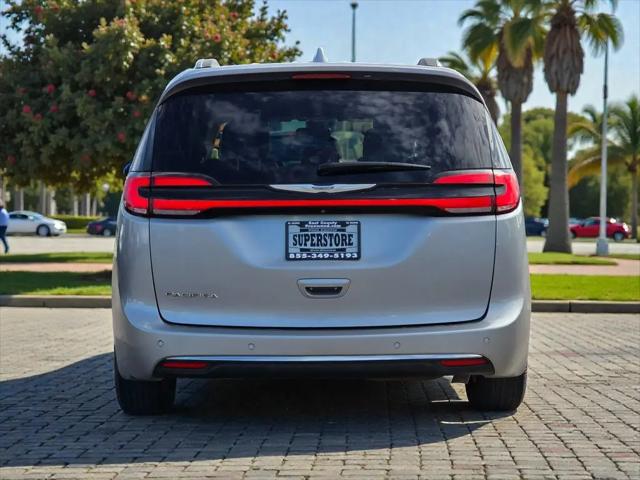 2021 Chrysler Pacifica Touring L