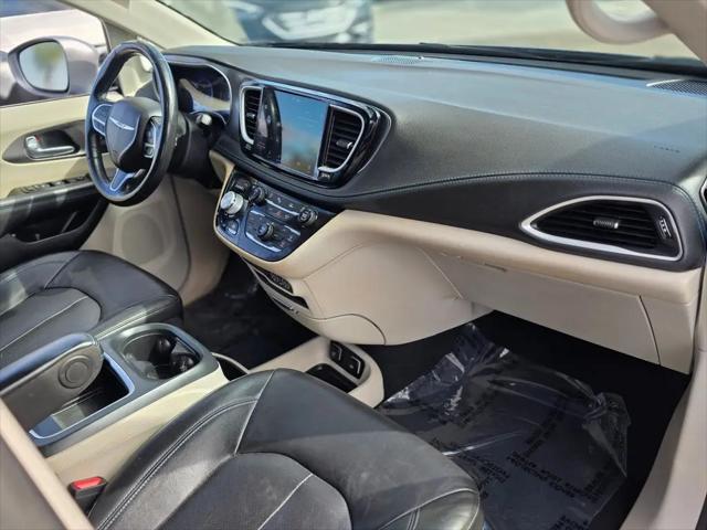 2021 Chrysler Pacifica Touring L