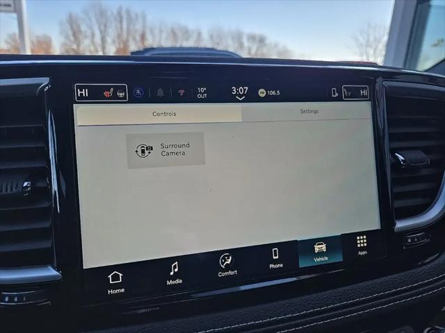 2026 Chrysler Pacifica Select AWD