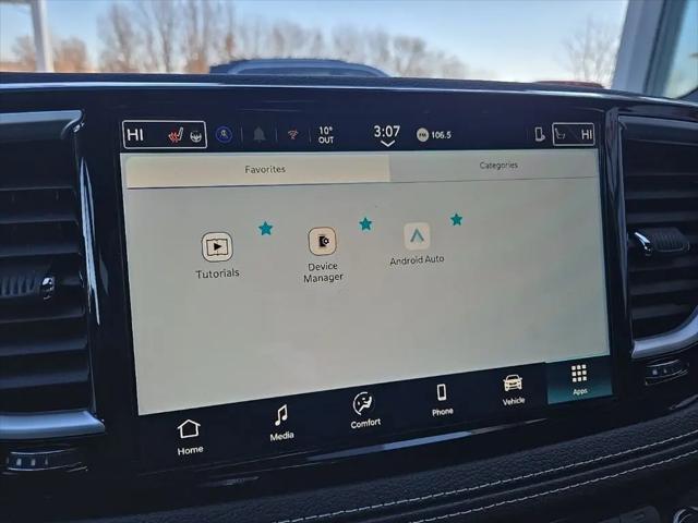 2026 Chrysler Pacifica Select AWD