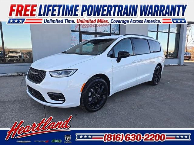 2026 Chrysler Pacifica Select AWD for sale in Excelsior Springs, MO