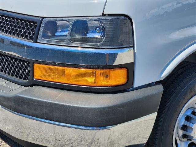 2025 Chevrolet Express Cutaway Work Van