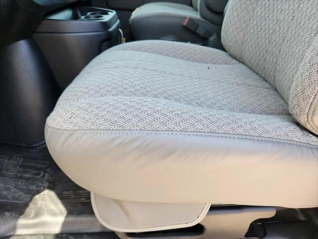 2025 Chevrolet Express Cutaway Work Van