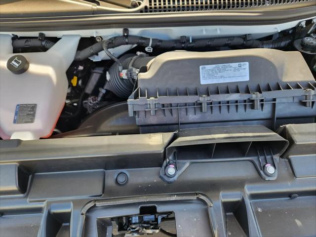 2025 Chevrolet Express Cutaway Work Van