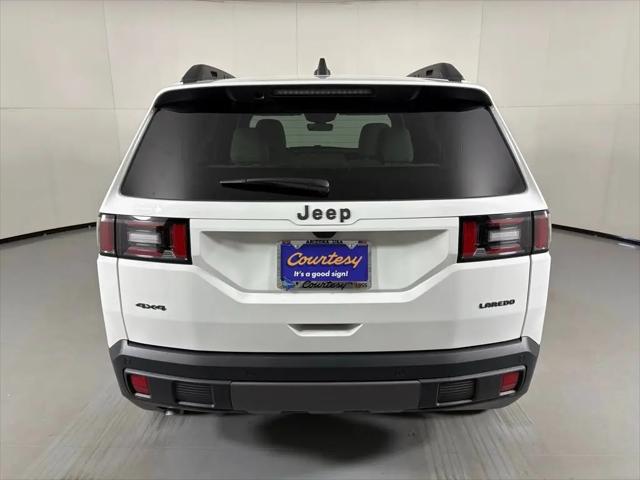 2026 Jeep Cherokee Laredo 4x4