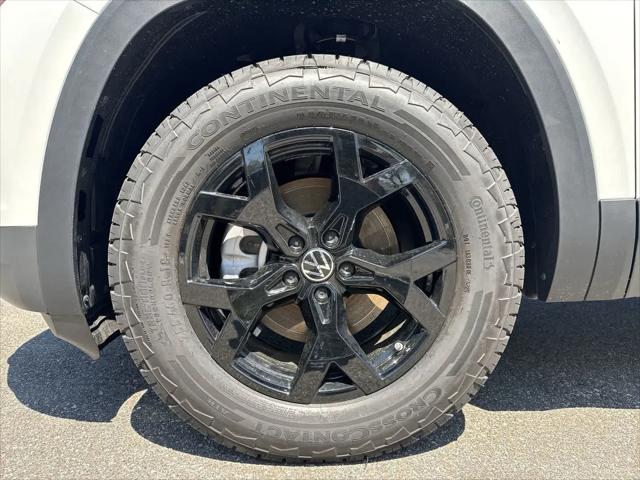 2026 Volkswagen Atlas Peak Edition