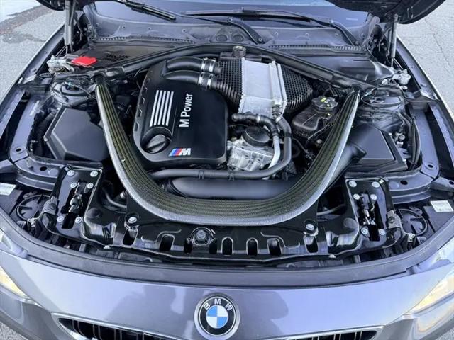 2016 BMW M4 Standard