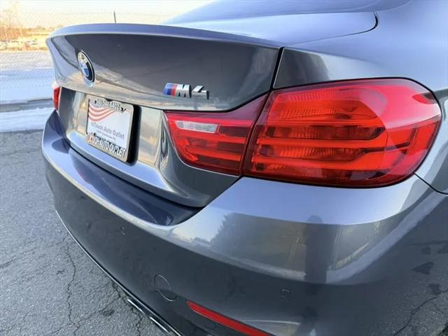 2016 BMW M4 Standard