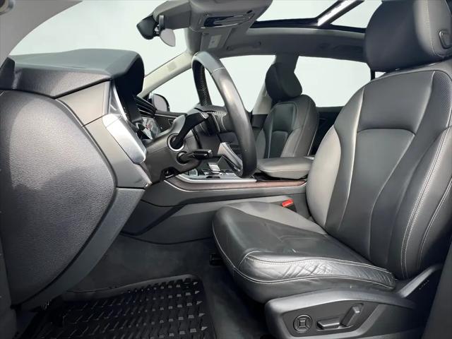 2020 Audi Q8 Premium Plus 55 TFSI quattro Tiptronic