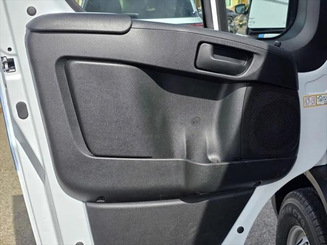 2026 Ram ProMaster Cargo Van Tradesman Low Roof 118" WB w/Pass Seat