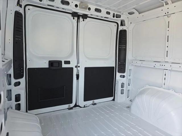 2026 Ram ProMaster Cargo Van Tradesman Low Roof 118" WB w/Pass Seat