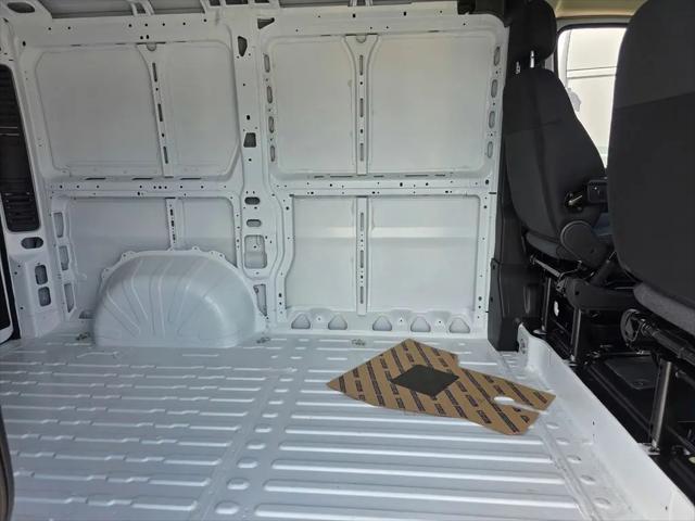 2026 Ram ProMaster Cargo Van Tradesman Low Roof 118" WB w/Pass Seat