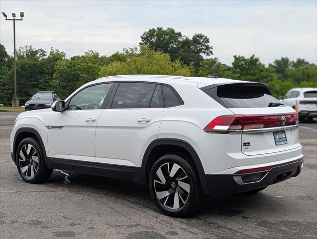 2025 Volkswagen Atlas Cross Sport 2.0T SE w/Technology