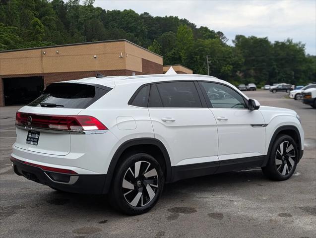 2025 Volkswagen Atlas Cross Sport 2.0T SE w/Technology
