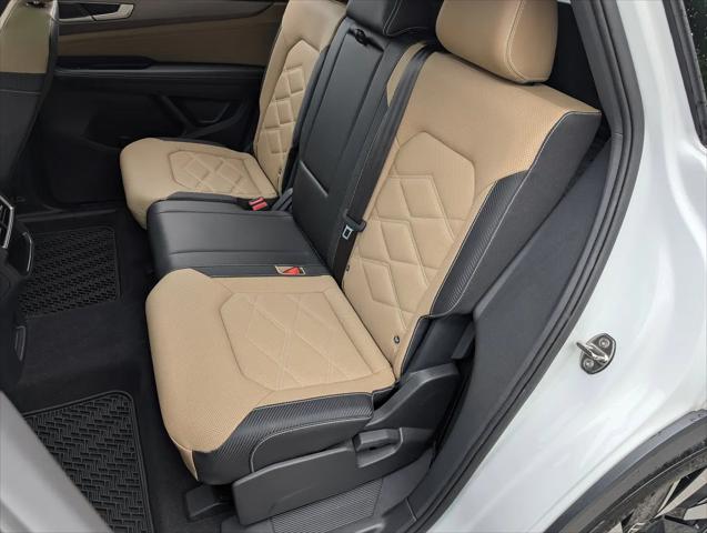 2025 Volkswagen Atlas Cross Sport 2.0T SE w/Technology