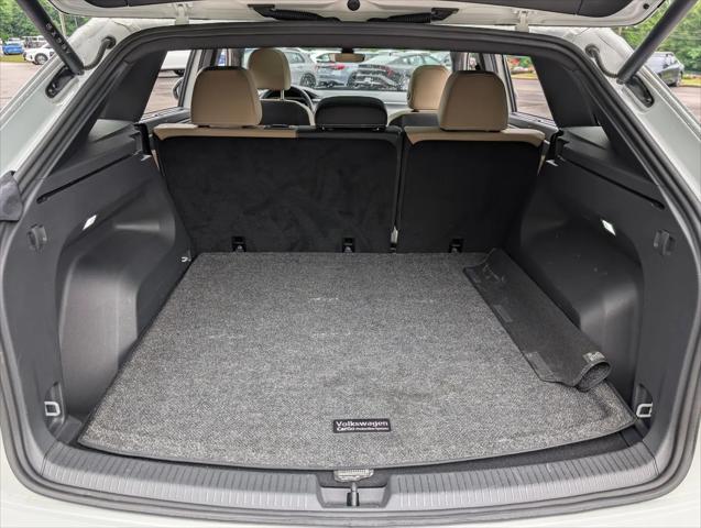 2025 Volkswagen Atlas Cross Sport 2.0T SE w/Technology