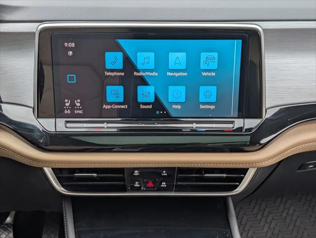 2025 Volkswagen Atlas Cross Sport 2.0T SE w/Technology