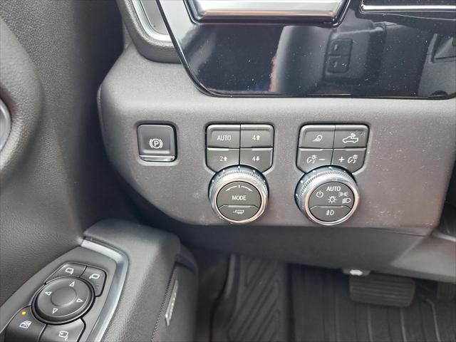2026 GMC Sierra 1500 Crew Cab, Short Bed, SLT, 4WD