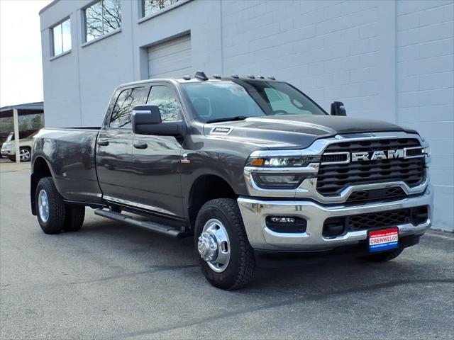 2026 RAM Ram 3500 RAM 3500 TRADESMAN CREW CAB 4X4 8 BOX