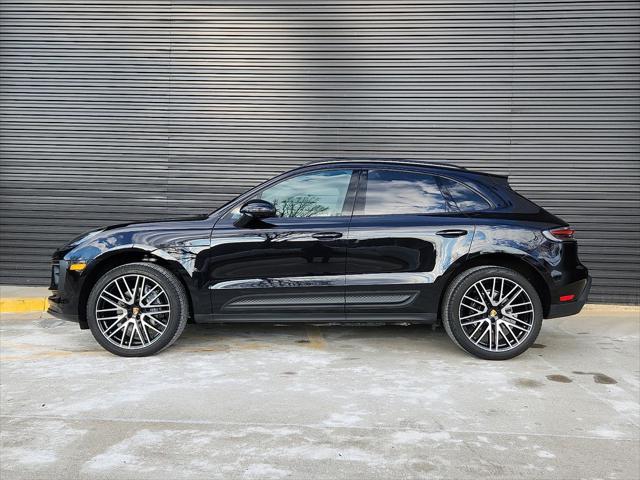 2025 Porsche Macan Unknown