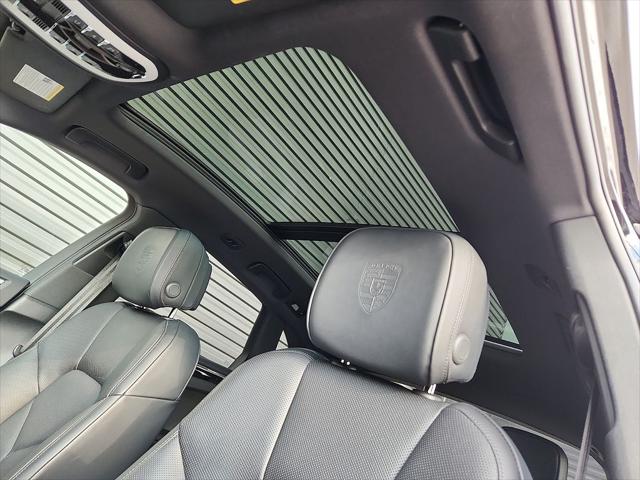 2025 Porsche Macan Unknown