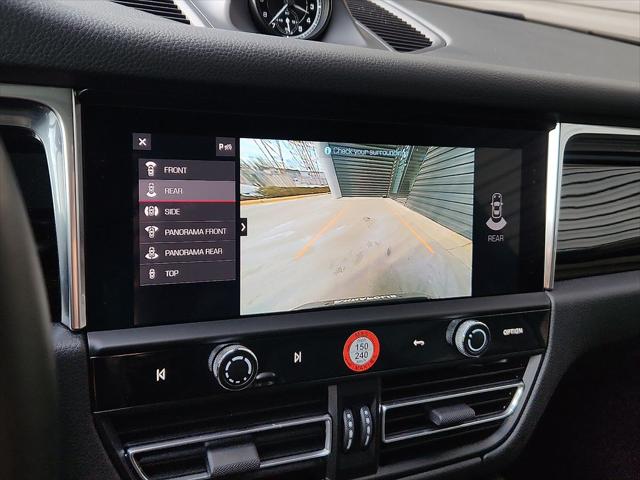 2025 Porsche Macan Unknown