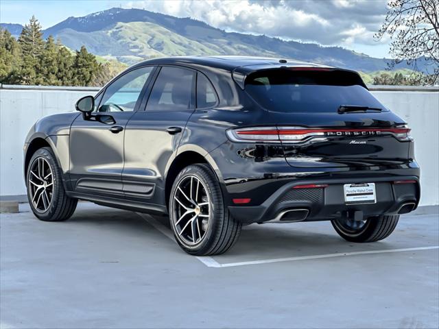 2026 Porsche Macan Unknown